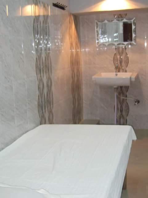 Tripathi Paying Guest House Varanasi Exteriör bild